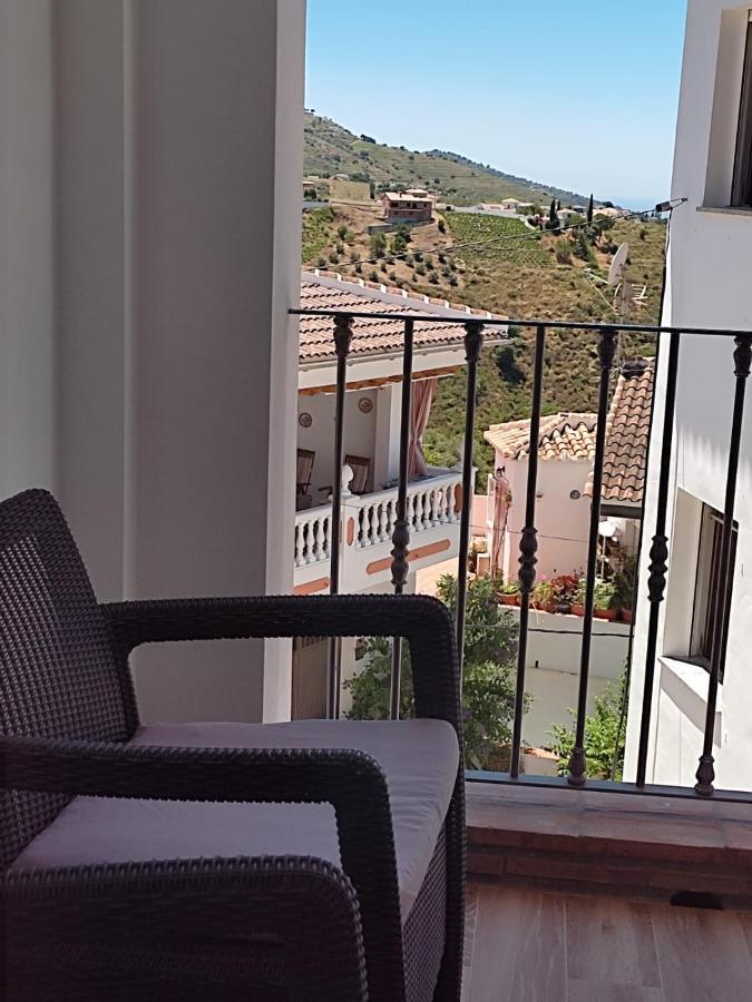 Apartamentos Maria Cómpeta Exteriör bild